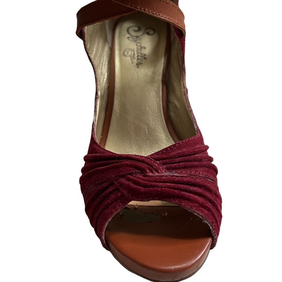 Vintage 1990's Seychelles Suede Vintagey Pin Up Peep Toe Heels. - Picture 4 of 9